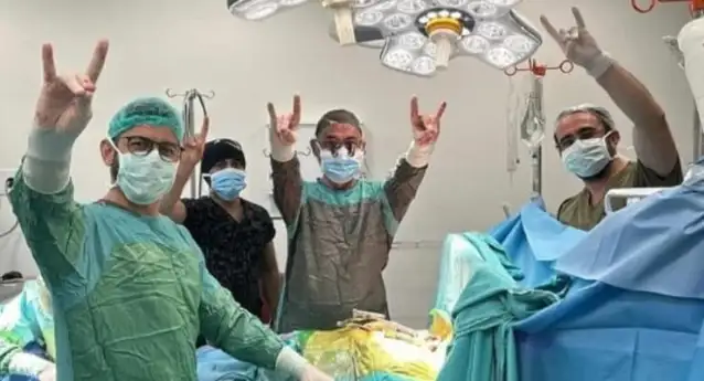 TTB'den, 'bozkurt' işareti yapan doktorlar hakkında açıklama: Güven zedeleyici