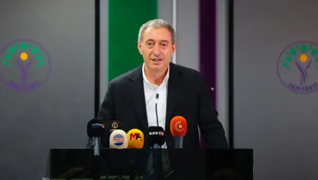 DEM Parti Eş Genel Başkanı Tuncer Bakırhan'ın annesi hayatını kaybetti