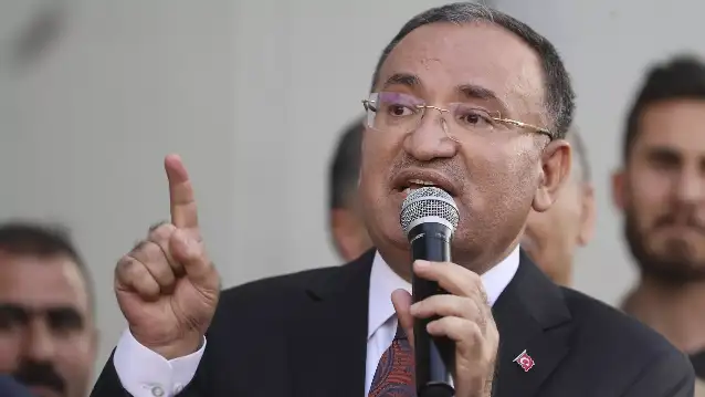 Bekir Bozdağ ‘abdestimizden şüphemiz yok’ diyerek hakkındaki iddialara cevap verdi