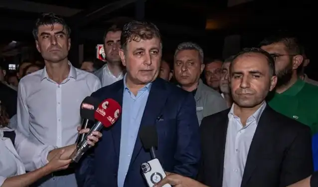 İzmir Büyükşehir Belediye Başkanı Cemil Tugay, İZSU paylaşımını kaldırdı