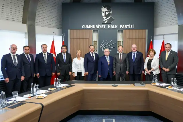 CHP heyeti, İrlanda heyeti ile görüştü