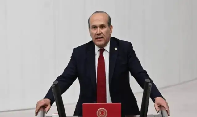 CHP 'Somali tezkeresi'ne destek vermeyecek