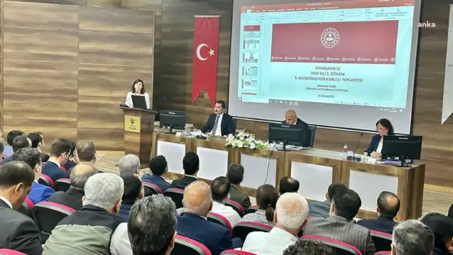 Diyarbakır’da yıllar sonra bir ilk: Vali ve DEM Partili belediye eşbaşkanı bir arada