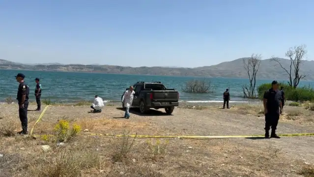 Elazığ'da bir aracın içerisinde 2 kişinin cansız bedeni bulundu