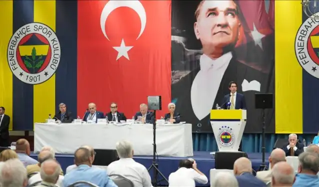 Ali Koç ve Aziz Yıldırım, Divan Kurulu'nda bir araya geldi