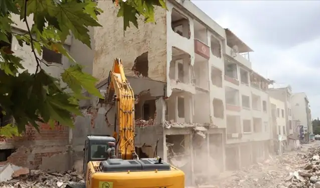 İBB'den emeklilere kentsel dönüşüm desteği