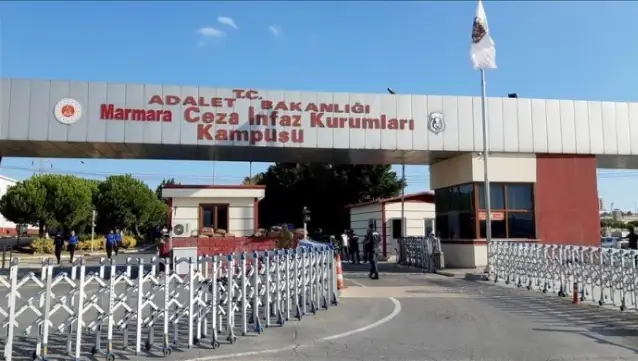Silivri Cezaevi'nde yaklaşık 250 tutsak yemiş oldukları gıdadan zehirlendi