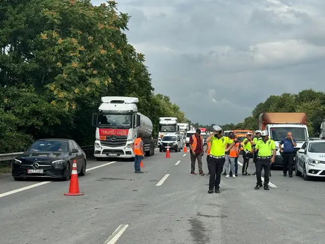 Anadolu Otoyolu'nda trafik kazası: 3 ölü, 3 yaralı