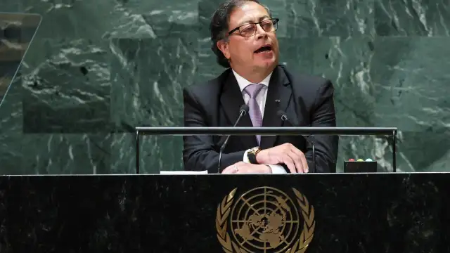 Kolombiya Cumhurbaşkanı Petro'dan ABD'ye uyarı: Venezuela'nın işgali bölgesel sonuçlara yer açar