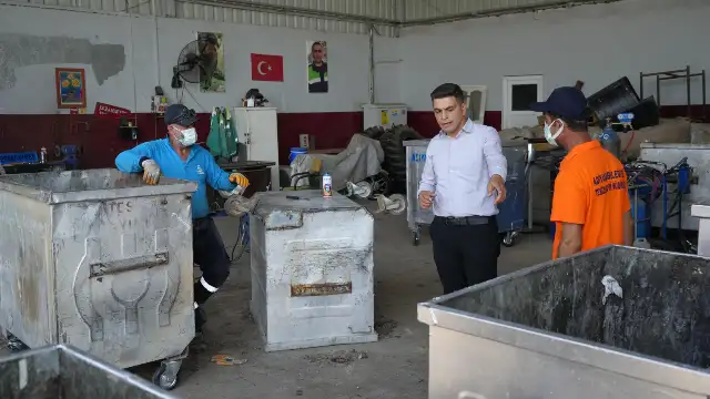 Adıyaman Belediyesinden tasarruf atağı: Hurda konteynerlerden 14 milyon TL kâr elde ediliyor