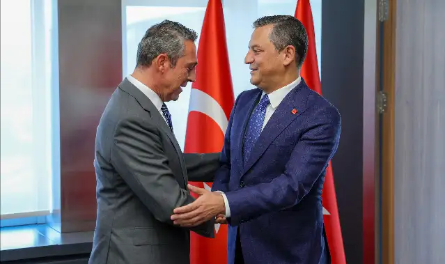 Özgür Özel, Fenerbahçe Başkanı Ali Koç ile bir araya geldi