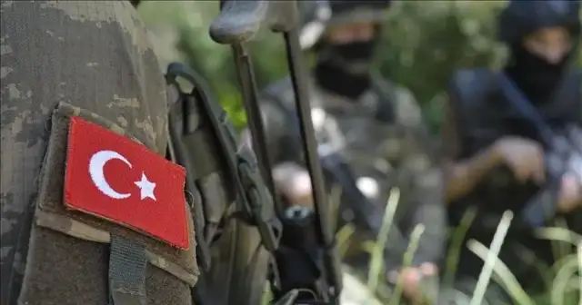 MSB: 1 asker hayatını kaybetti, 11 asker yaralandı