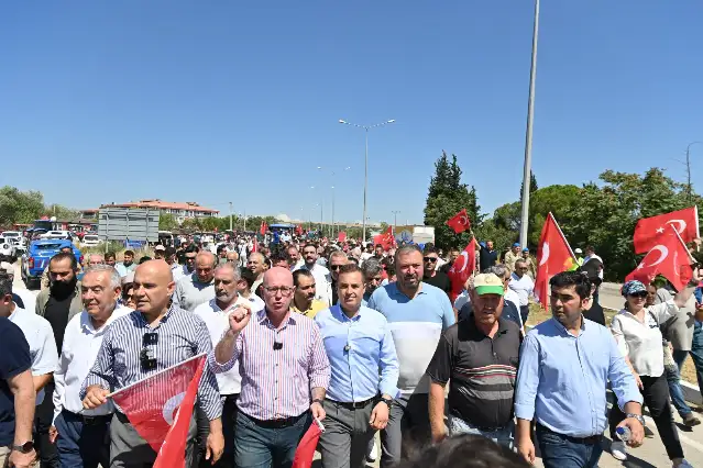 Ahmet Akın: Üreten çiftçimizin daima yanındayız