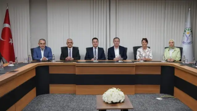 Kılıçdaroğlu ve Babacan’dan Tuncer Bakırhan’a taziye ziyareti