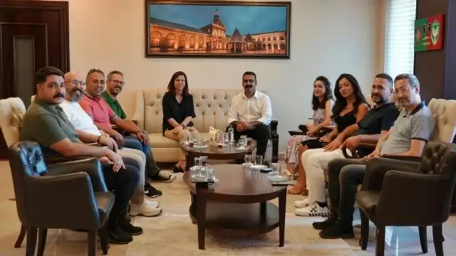 Demirtaş’ın avukatları Diyarbakır Büyükşehir Belediyesi'ni ziyaret etti