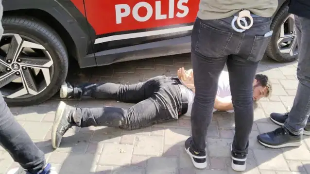 Direnişteki işçilere polis müdahalesi