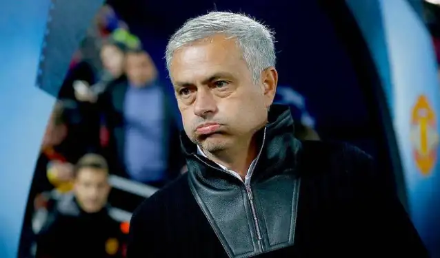 Jose Mourinho, yarın safra kesesinden ameliyat edilecek