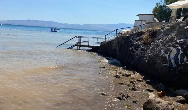 Bodrum'da çevre felaketi: Mavi koy, çamurlu sulara büründü