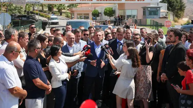 Özgür Özel ve Cemil Tugay Dilruba’yı ziyaret etti