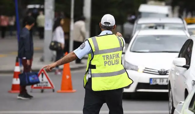İstanbul’da bugün bazı yollar trafiğe kapalı
