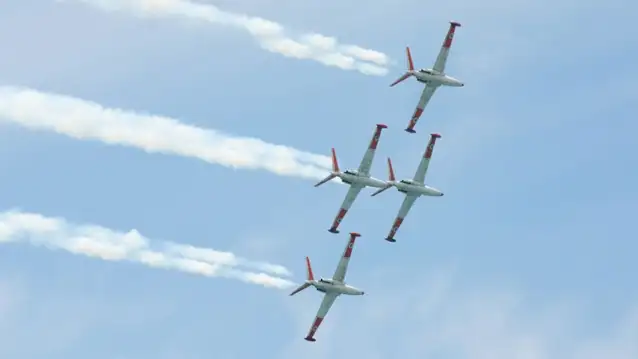 Uçak denize çakıldı, pilot öldü