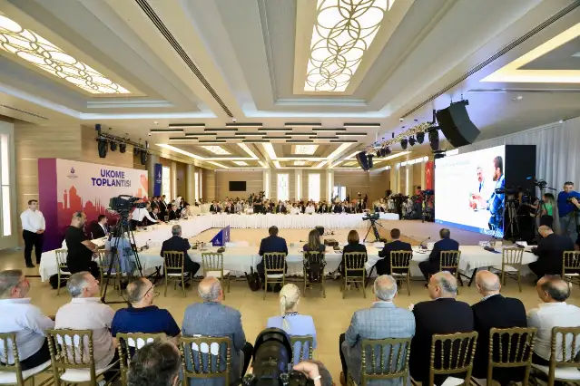 İstanbul’da taksilere standart geliyor