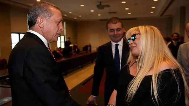 Zerrin Özer: Erdoğan'ı seviyorum' dediğim için konserlerim iptal edildi