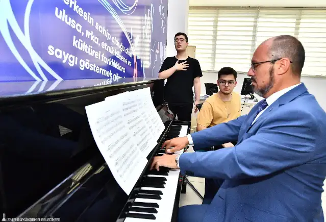 Büyükşehir’in kursuna katıldılar, hayallerindeki üniversiteyi kazandılar