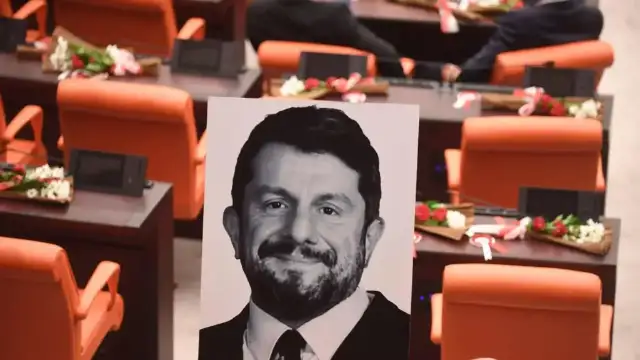 Can Atalay'dan 1 Mayıs mesajı: Otoriterliğe son vermek istiyoruz