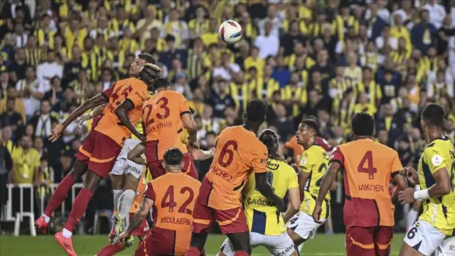Fenerbahçe-Galatasaray derbisinin galibi sarı-kırmızılılar oldu