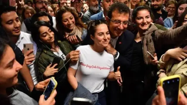 İmamoğlu: 100 bin üniversite öğrencisine 15 bin TL burs verilecek