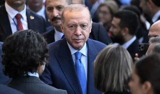 Erdoğan 1608 delegeye 4 bin liralık saat hediye edecek