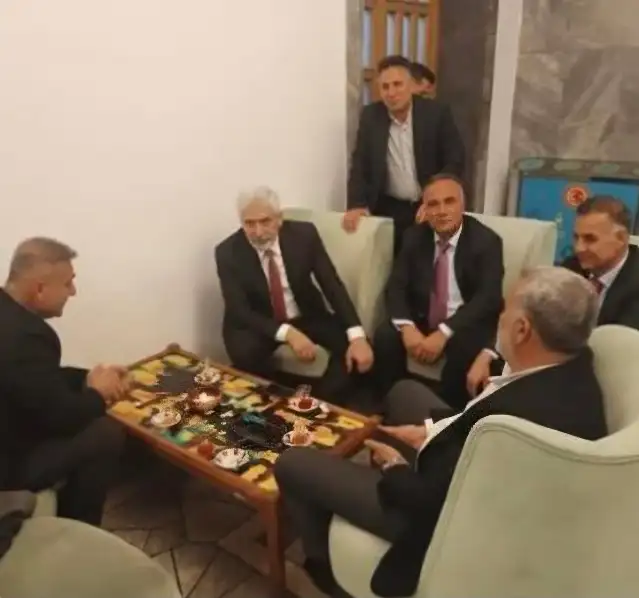 Salim Güran ile Galip Ensarioğlu'nun buluşmalarına dair fotoğraf ortaya çıktı