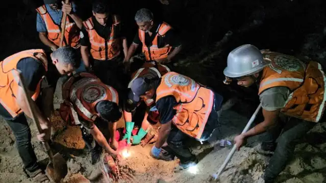 İsrail ordusu, Gazze'de yerinden edilenlerin çadırlarına saldırı düzenledi: En az 40 kişi öldü