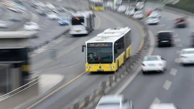 İstanbul’da ulaşıma yüzde 35 zam geldi