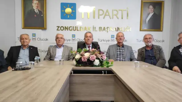 İYİ Parti’de deprem: Yönetim kurulu istifa etti