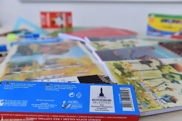 İzmir'de kırtasiye desteği 2 bin 500 liraya çıktı