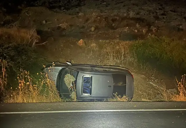 Mardin'de otomobil devrildi: 8 yaralı