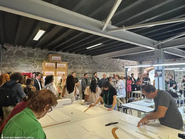 İzmir'de Meslek Fabrikası dijital ortamda da istihdamı artırıyor