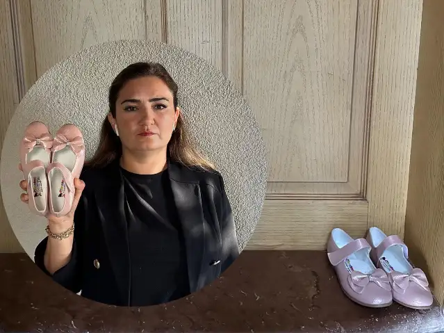 Sevda Erdan Kılıç, Narin'in anısına kapı önüne ayakkabı bıraktı