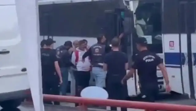 Polonez işçileri gözaltına alındı