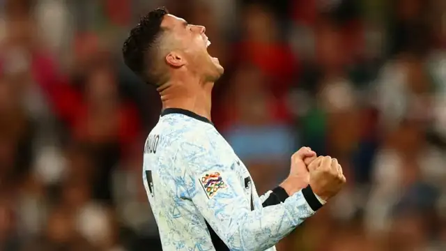 Cristiano Ronaldo, futbol tarihinde 900 gol atan ilk futbolcu oldu
