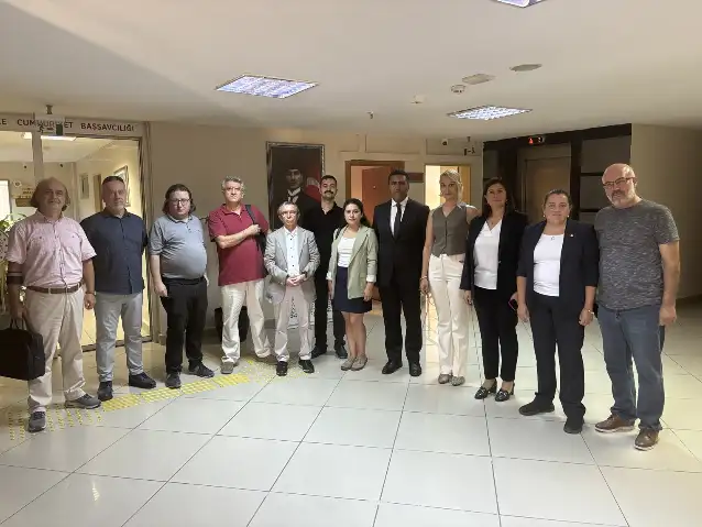 Adliyede avukata tehdit ve saldırı girişimi
