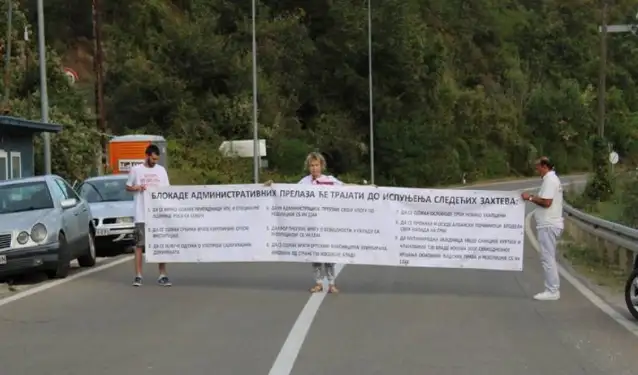 Kosova, Sırbistan'a açılan 2 sınır kapısını kapattı