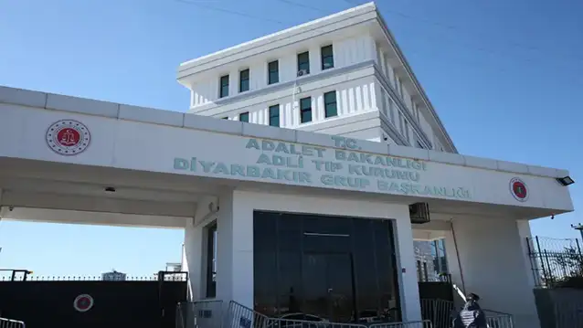 Diyarbakır'da bir taziye evinde cansız beden bulundu