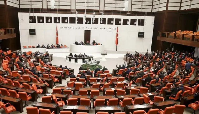 12 milletvekilinin dokunulmazlık dosyaları TBMM Başkanlığına sunuldu
