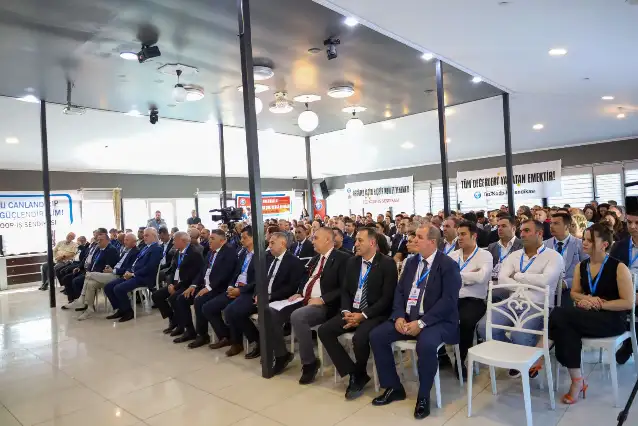 Tez-Koop-İş Sendikası'ndan "Türk-İş" kararı