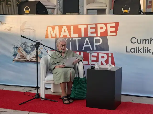 İoanna Kuçuradi: "Bütün kültürlere eşit saygı”nın teşvik edilmesi, dünya barışı için bir tuzak