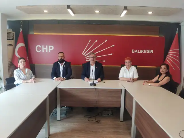 CHP'den eğitimde kriz uyarısı: Öğretmen açığı, temizlik sorunu ve yetersiz bütçe ile yeni yıla hazırlıksız giriyoruz