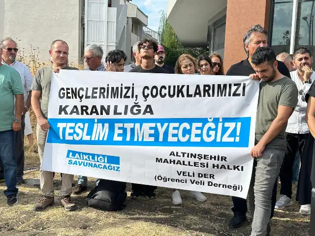 Bursa  Altınşehir Mahallesi ve Veli-Der’den "Maksat 114" tepkisi: Çocuklarımızı karanlığa teslim etmeyeceğiz